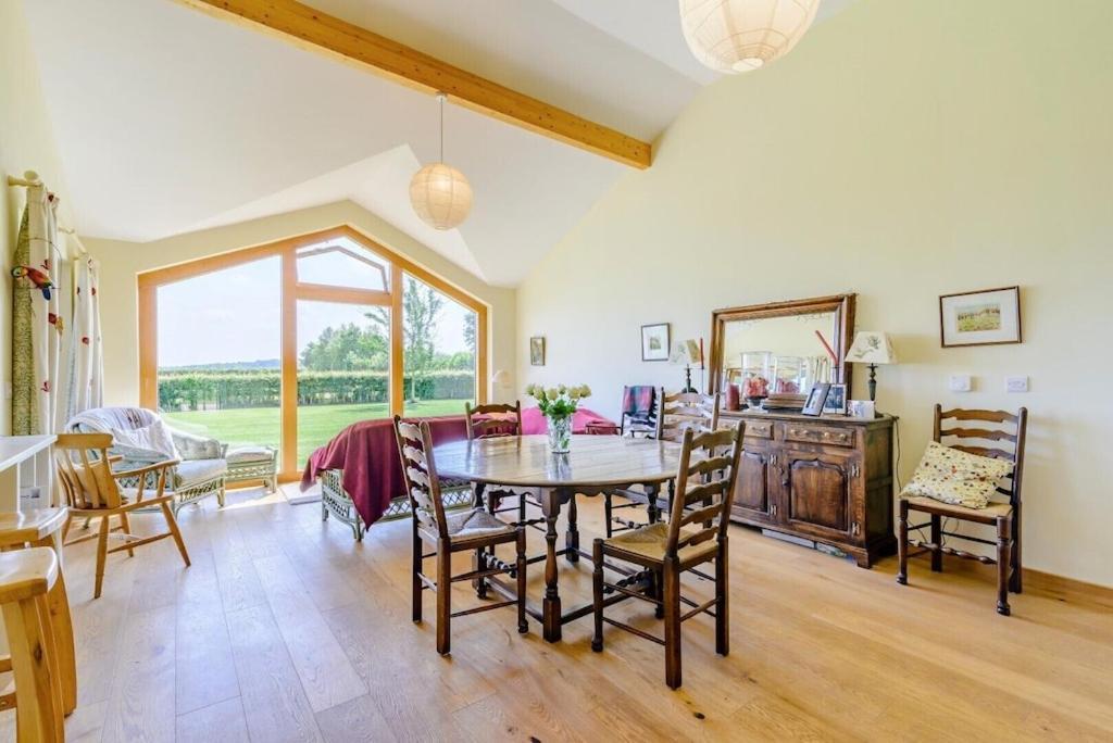 Peaceful Pretty Cottage With Fabulous Rural Views And Open Space. New Listing Bishop Monkton Luaran gambar